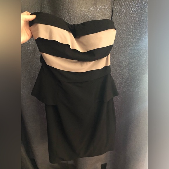 BNWT 3 for $25 LAYERED STRAPLESS TUBE DRESS - Picture 2 of 4